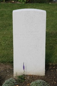 Les Baraques Military Cemetery Sangatte - Ibrahim Ali Attalla, 